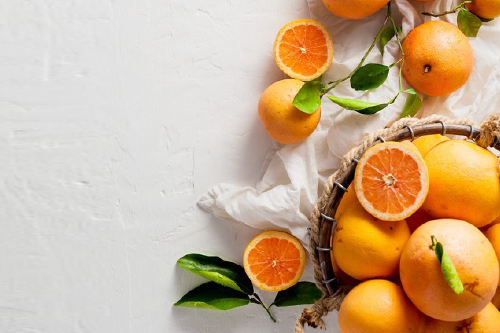 یک سبد میوه پرتقال